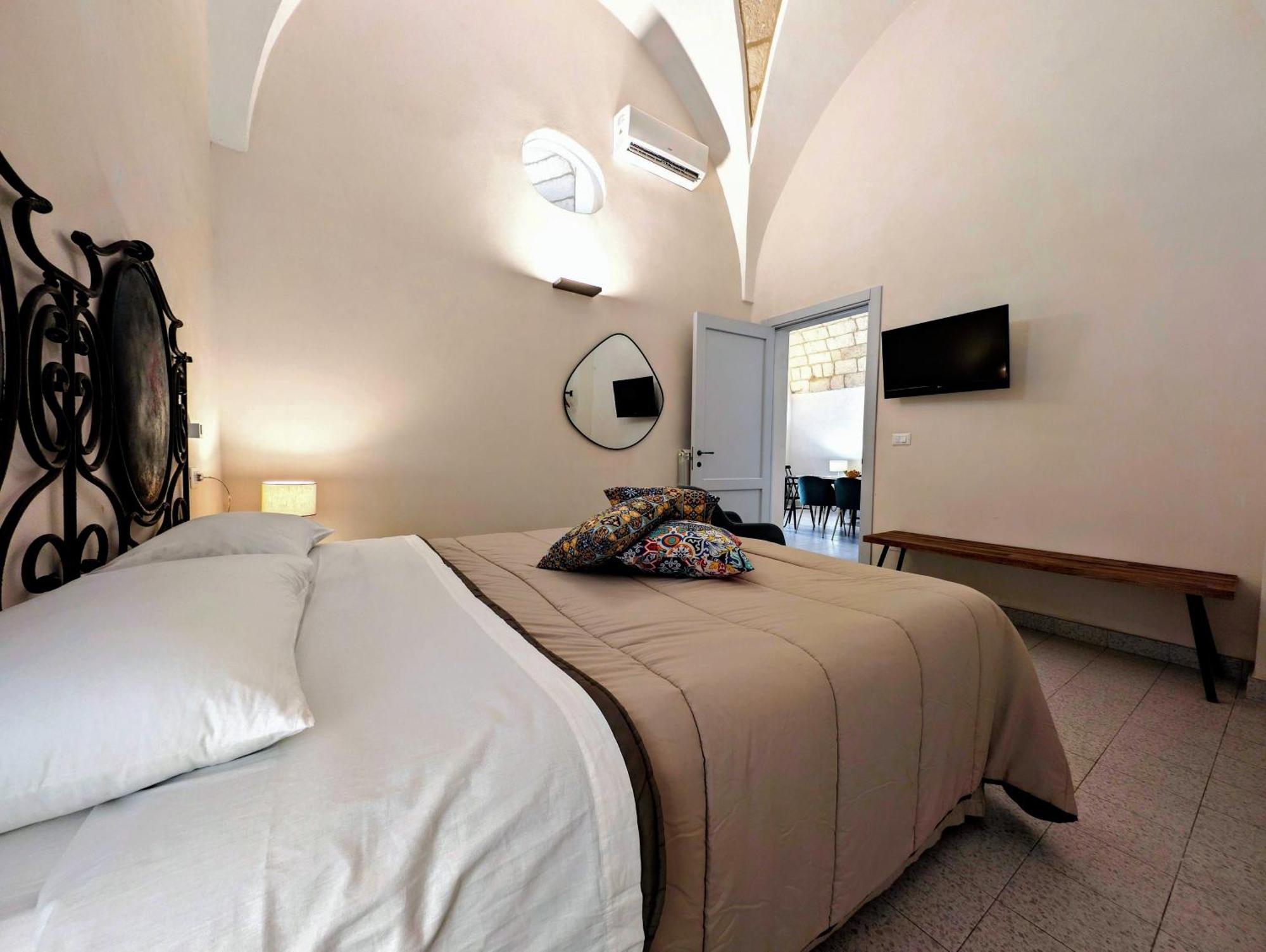 Oikia Vacanze Giuggianello Le Bey Exterior photo